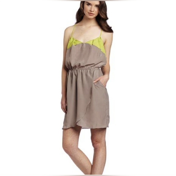 NWT BCBGeneration Contrast Racer Back Mini Dress in Twine - Picture 1 of 2
